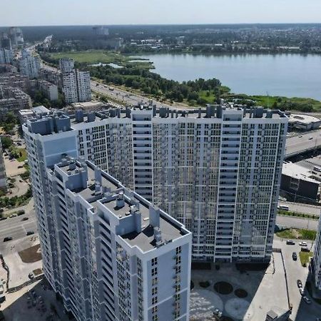 Квартира Метро Харківська, Позняки Жк Лебединий Kiev Dış mekan fotoğraf